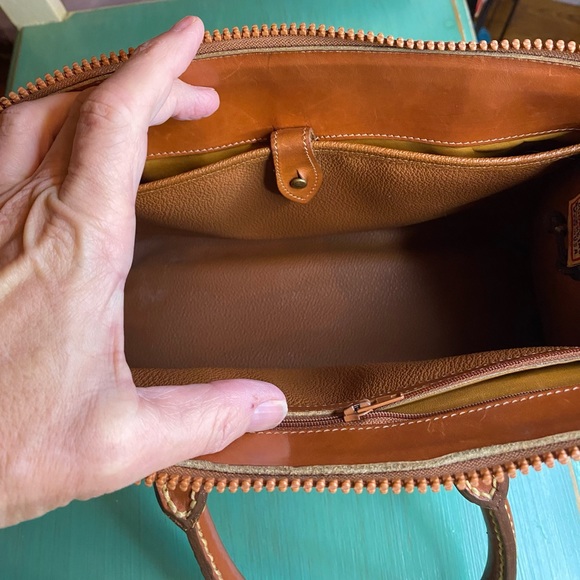 Vintage Dooney and Bourke Blue Satchel - Picture 9 of 12